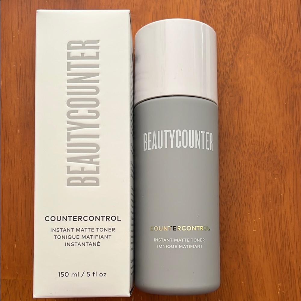 Beautycounter Countercontrol Matte Toner in Gray